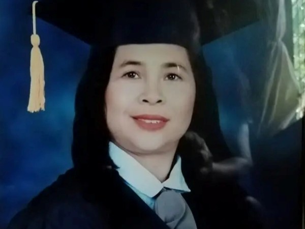 From Utility Worker to Graduate: Marites, 45, Completes Senior High at Malvar&nbsp;SHS